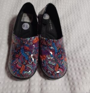 Easy Street Multicolor Women's Moccasins